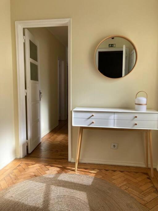 Apartamento Bem Localizado Para Familias & Amigos Apartman Lisboa Kültér fotó